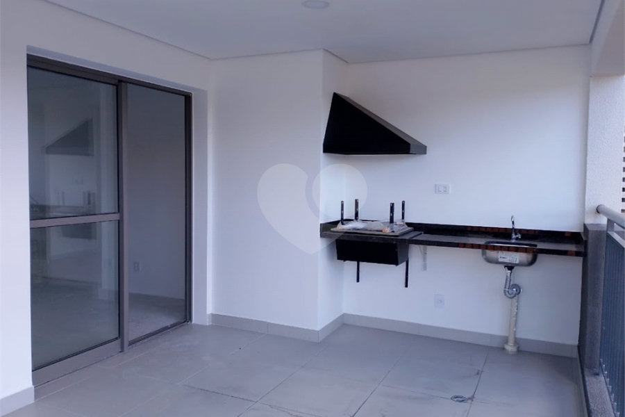 Apartamento à venda com 2 quartos em Santo Amaro, São Paulo, SP