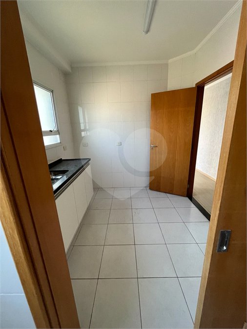 Apartamento para alugar com 3 quartos, sendo 1 suíte, em Vila Lusitânia, São Bernardo do Campo, SP