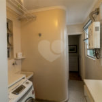 Apartamento à venda com 3 quartos, sendo 2 suítes, em Alto da Boa Vista, São Paulo, SP
