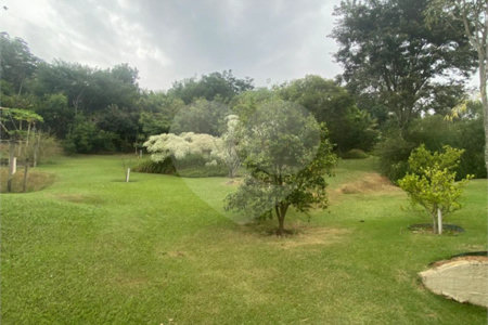 Casa à venda com 4 suítes no condomínio Vale da Santa Fé, Vinhedo - SP