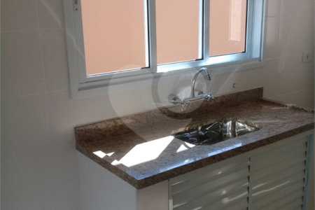 Casa à venda com 3 quartos, sendo 1 suíte,  em Loteamento Jardim Solares, Atibaia, SP