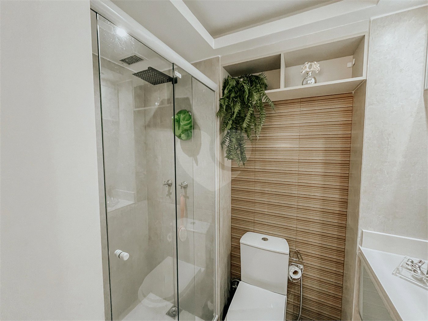 Apartamento à venda com 3 quartos, sendo 1 suíte, em Campo Grande, Rio de Janeiro, RJ