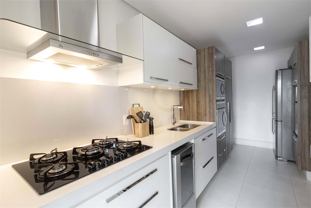 Apartamento à venda com 3 suítes em Brooklin, São Paulo, SP