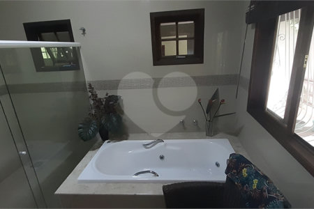 Casa à venda com 2 suítes em Campo Grande, Rio de Janeiro, RJ