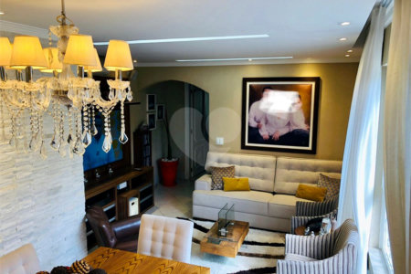 Apartamento à venda com 2 quartos em Vila Alexandria, São Paulo, SP
