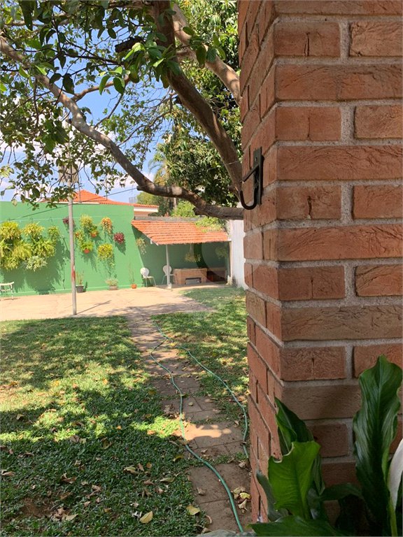 Casa à venda com 4 quartos, sendo 1 suíte, em Caxingui, São Paulo, SP