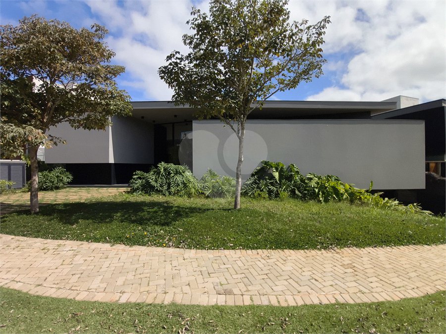 Casa à venda com 4 suítes no condomínio Alphaville Nova Esplanada 1, Votorantim - SP