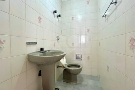 Apartamento à venda com 2 quartos em Moema, São Paulo, SP