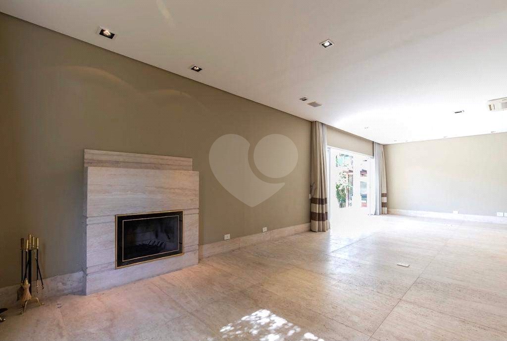Casa à venda com 4 suítes no condomínio L`exclusive, São Paulo - SP