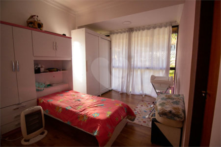 Casa à venda com 3 quartos, sendo 2 suítes,  em Alto da Serra (mailasqui), São Roque, SP