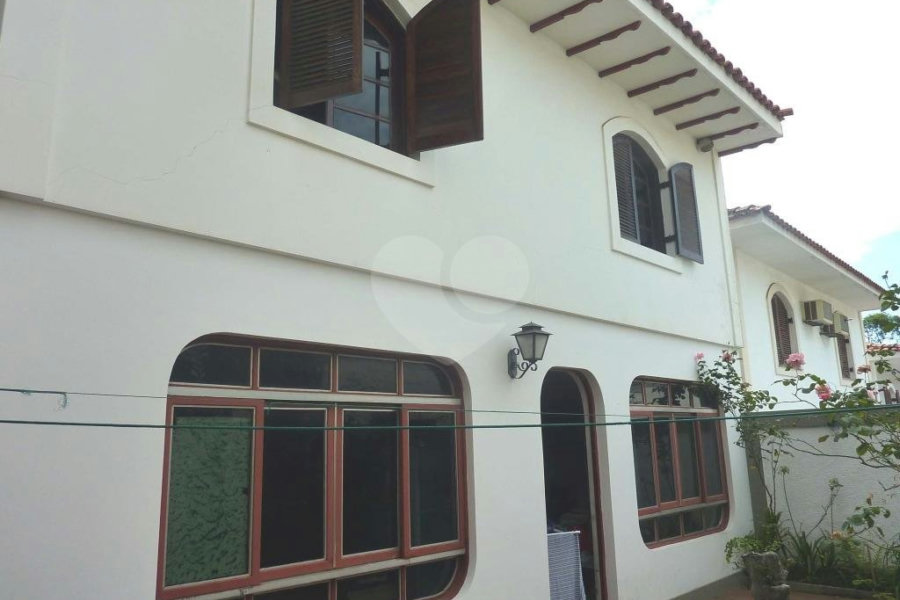 Belíssima Casa à venda no Tremembé