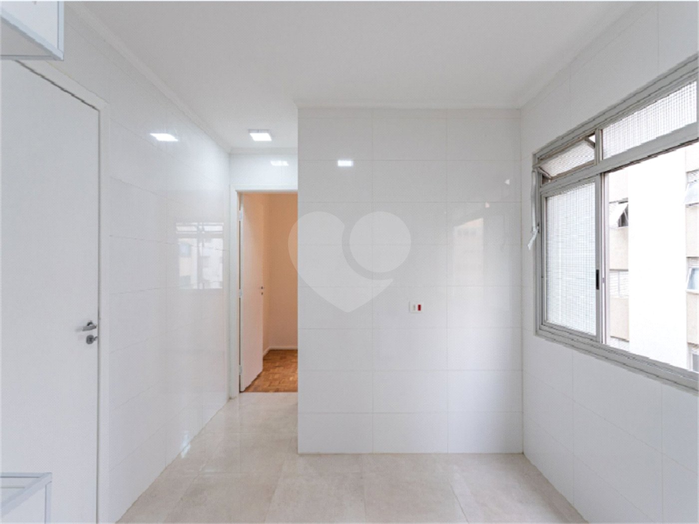 Apartamento à venda com 3 quartos, sendo 1 suíte, em Itaim Bibi, São Paulo, SP