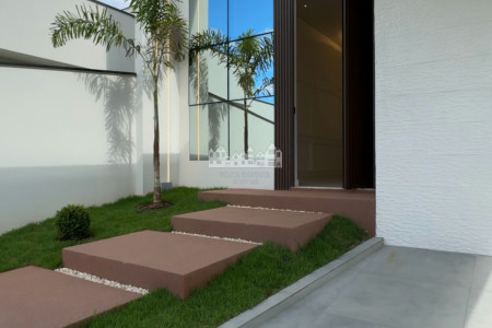 Casa térrea à venda com 3 suítes, em Nova Gardênia, Atibaia - SP