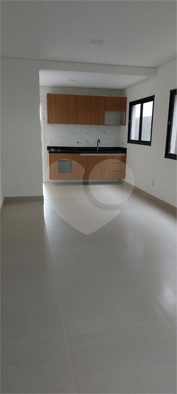 Sobrado para alugar com 3 quartos, sendo 1 suíte, em Vila Petrópolis, Atibaia, SP