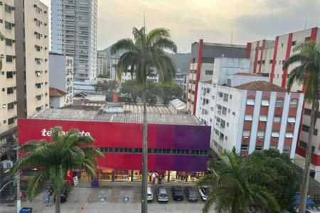Sala Comercial à Venda no Gonzaga – Avenida Ana Costa – Santos/Sp