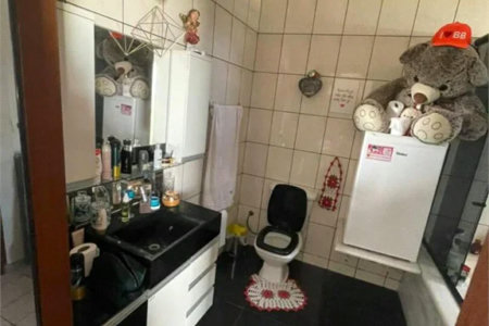 Sobrado à venda com 4 quartos, sendo 1 suíte,  em Jardim Catanduva, São Paulo, SP