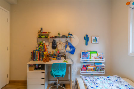 Apartamento à venda com 3 quartos, sendo 1 suíte,  em Morumbi, São Paulo, SP