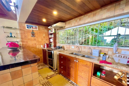 Casa com 3 dormitórios à venda, 122 m² por R$ 1.100.000,00 - Toninhas - Ubatuba/SP