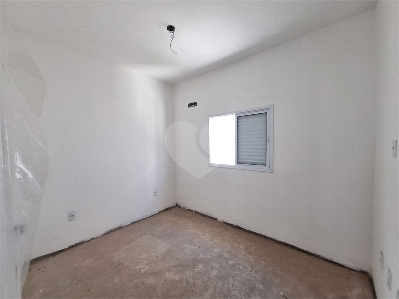 Casa à venda com 2 suítes no condomínio Residencial Américo Figueiredo, Sorocaba - SP