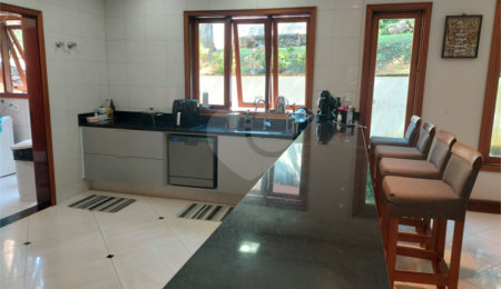 Casa à venda com 6 quartos no condomínio Alpes da Cantareira, Mairiporã - SP