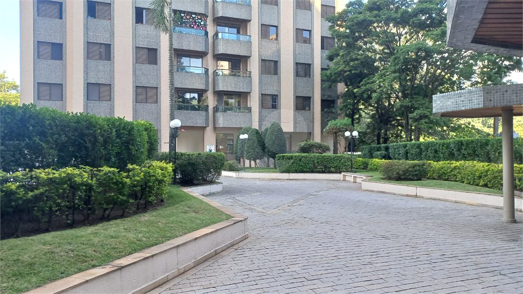 Apartamento à venda com 3 quartos, sendo 1 suíte,  em Vila Indiana, São Paulo, SP
