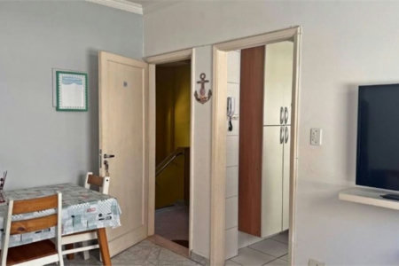 Apartamento Residencial à venda, Vila Guilhermina, Praia Grande - AP0381.