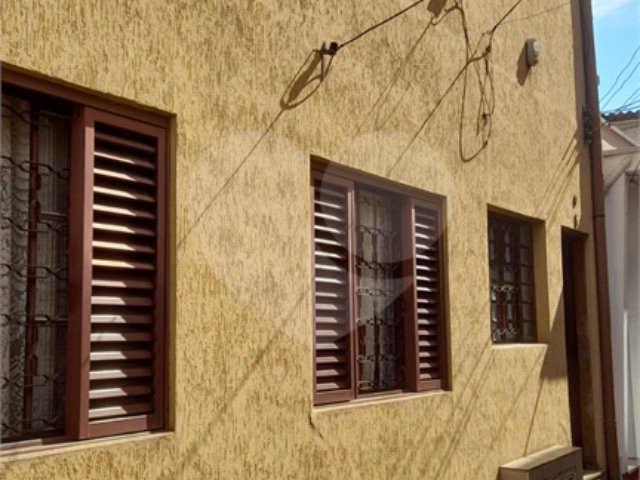 Casa de Vila à venda com 3 quartos, sendo 1 suíte,  em Pari, São Paulo, SP