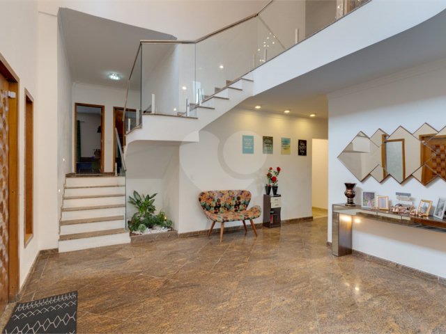 Casa à venda com 5 suítes em Jardim Marajoara, São Paulo, SP