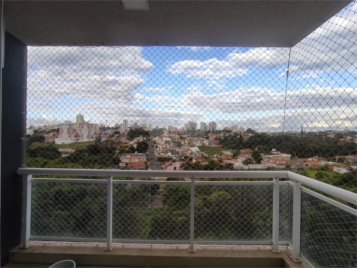Apartamento á venda no Jardim Alvorada.