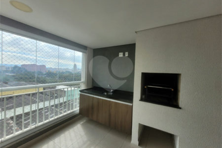 Apartamento à venda com 3 quartos, sendo 1 suíte, em Barra Funda, São Paulo, SP
