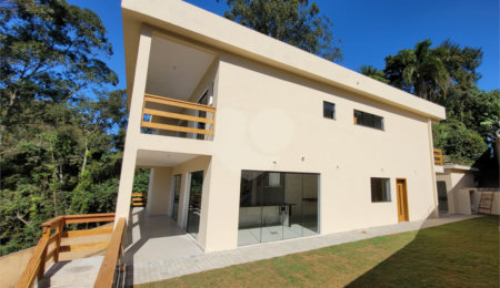 Casa à venda com 4 suítes no condomínio Sausalito, Mairiporã - SP