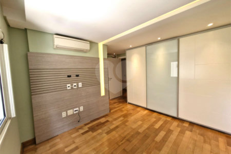 Apartamento à venda ou para alugar com 4 suítes em Alto da Boa Vista, São Paulo, SP