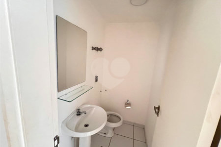 Apartamento à venda com 2 quartos em Moema, São Paulo, SP