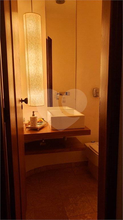 Casa de Vila à venda com 3 quartos, sendo 2 suítes, em Jardim Emília, Sorocaba, SP