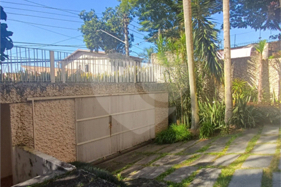 Sobrado à venda com 5 suítes em Vila Albertina, São Paulo, SP