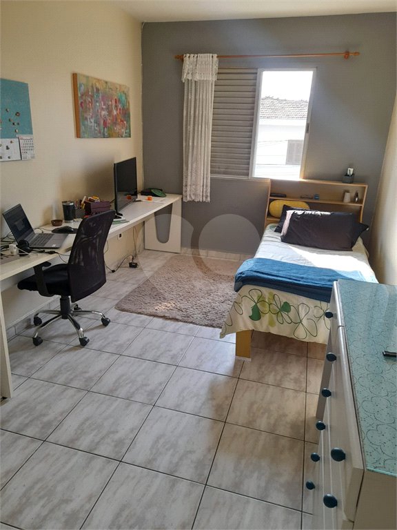 Sobrado à venda com 3 quartos, sendo 1 suíte, em Jardim Caravelas, São Paulo, SP