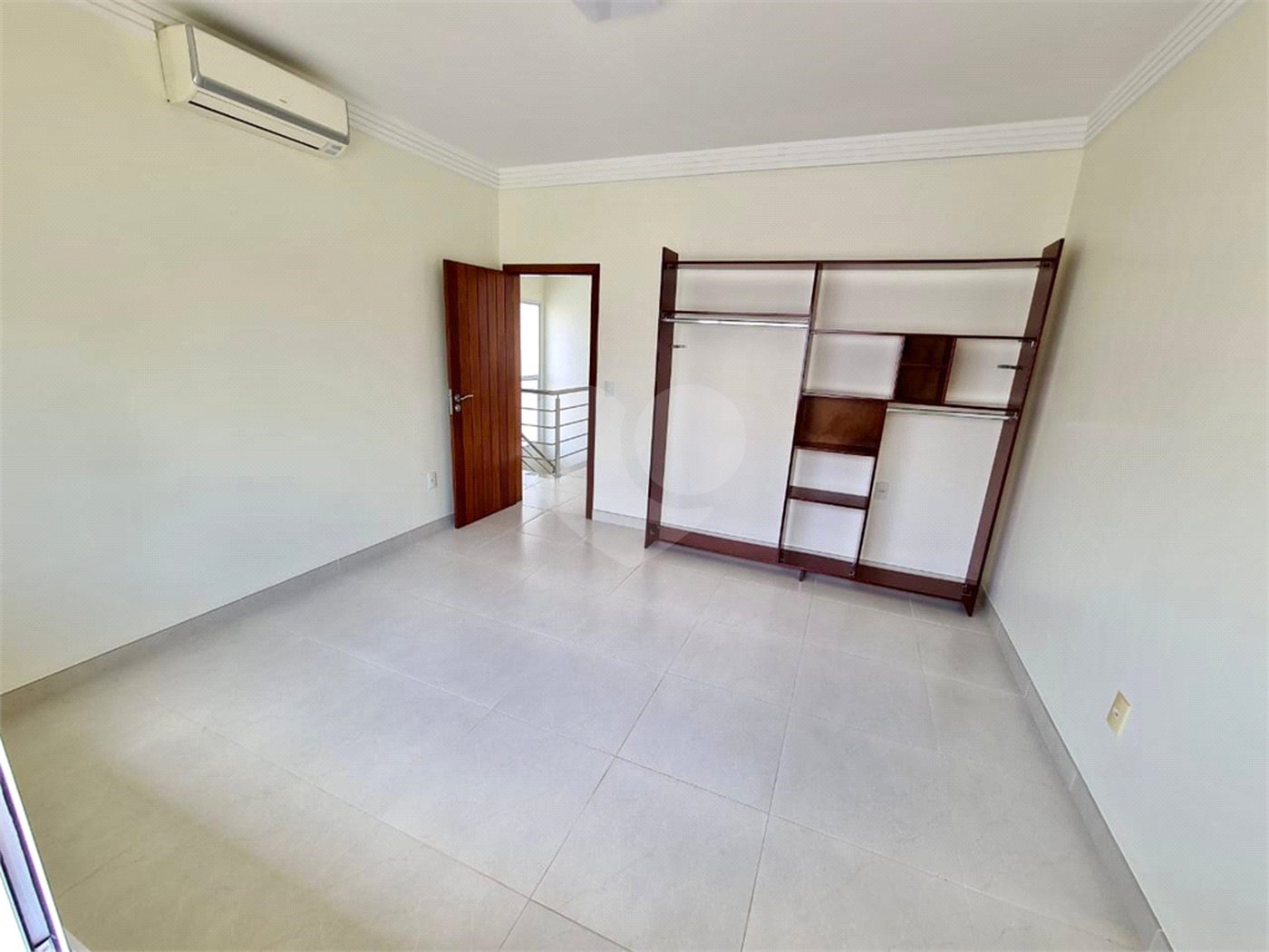 Casa à venda com 3 quartos, sendo 1 suíte, em Outerio da Glória, Porto Seguro, BA