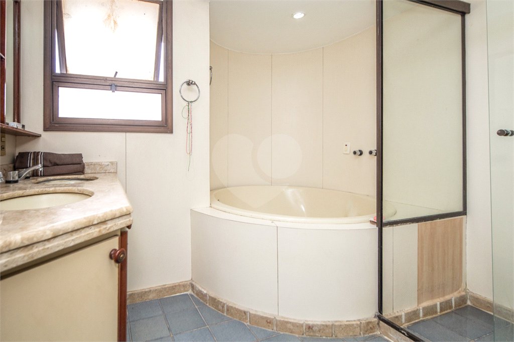Apartamento à venda com 3 suítes em Alto da Boa Vista, São Paulo, SP