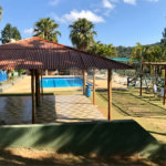 Casa à venda com 6 quartos, sendo 4 suítes, no condomínio Recanto dos Palmares, Atibaia - SP
