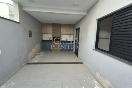 Casa em condomínio à venda com 3 quartos, sendo 1 suíte, em Cajuru do Sul, Sorocaba, SP