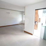 Casa à venda com 4 quartos, sendo 3 suítes, no condomínio Lícia de Alvarenga, Rio de Janeiro - RJ
