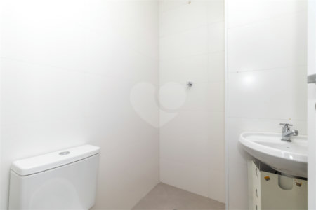 Apartamento à venda com 3 suítes em Campo Belo, São Paulo, SP