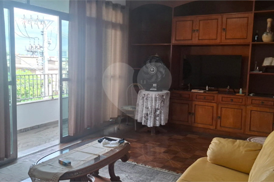 Casa à venda com 4 quartos, sendo 3 suítes, no Brasilândia, São Paulo, SP