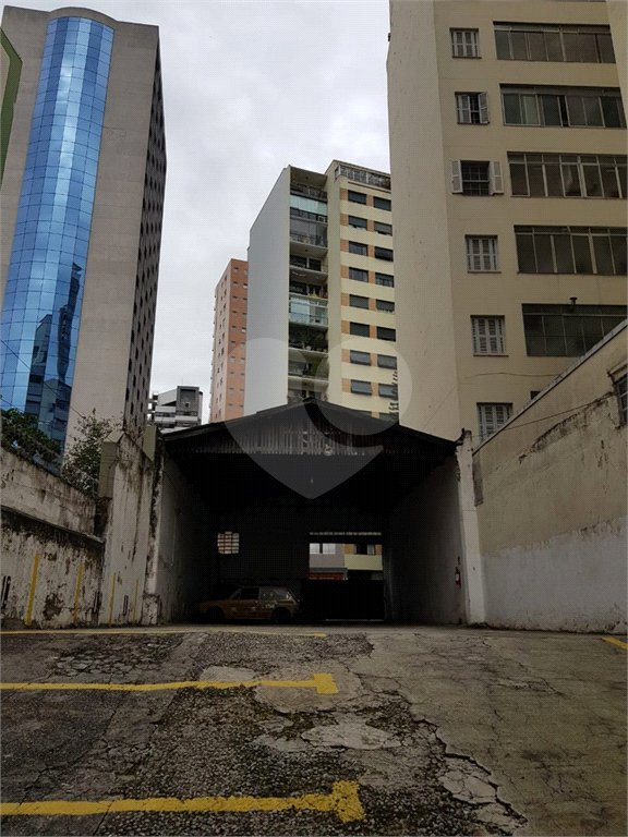 Terreno à venda em Santa Cecília, São Paulo, SP