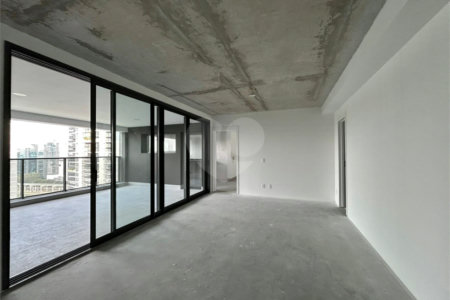 Apartamento à venda com 3 suítes em Panamby, São Paulo, SP