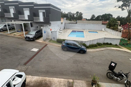 Casa à venda com 2 quartos no condomínio Carvalho Lagares, Poá - SP