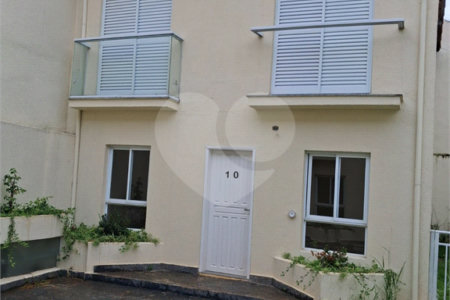 Casa à venda com 2 suítes no condomínio Residencial Vila de Motalegre, São Paulo - SP