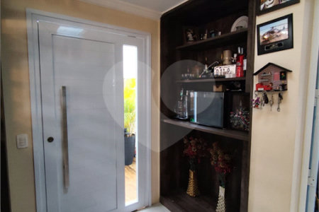 Casa à venda com 3 quartos, sendo 1 suíte,  no condomínio Bella Colonia II, Jundiaí - SP