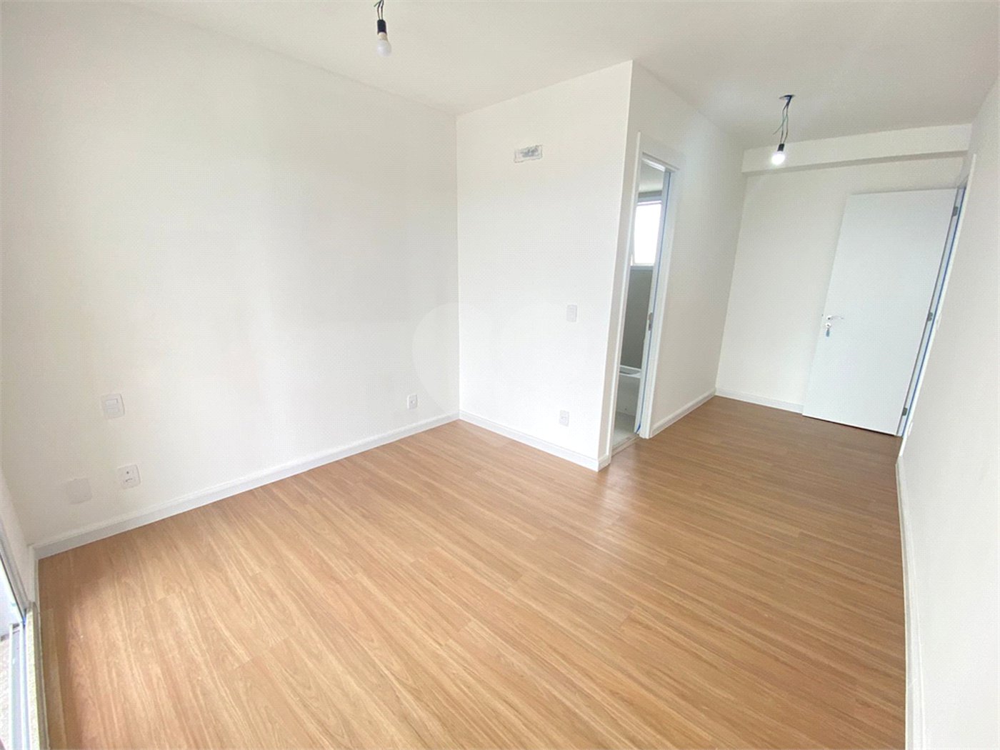 Apartamento à venda com 3 quartos, sendo 1 suíte, em Brás, São Paulo, SP