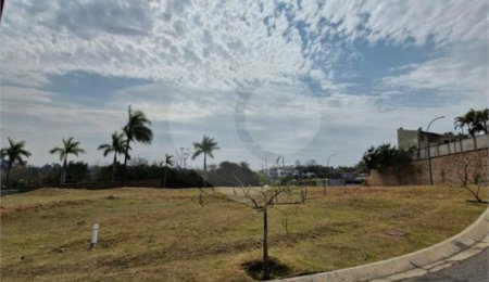 Terreno à venda no condomínio Residencial Arboretum, Vinhedo - SP